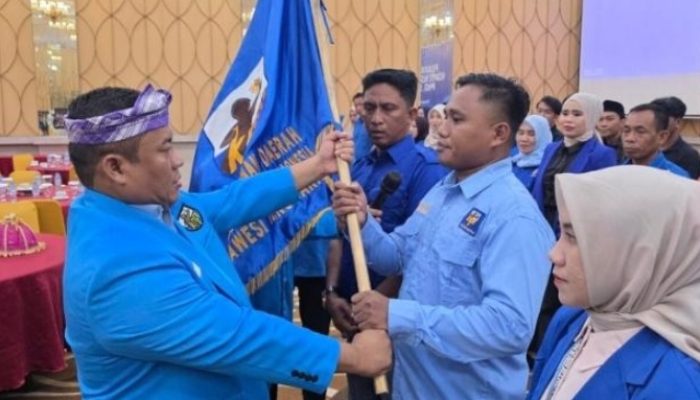 Ketua Umum DPP KNPI Lantik Pengurus Baru KNPI Sultra Periode 2026–2029